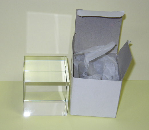 Optical Glass Cube 12 cm