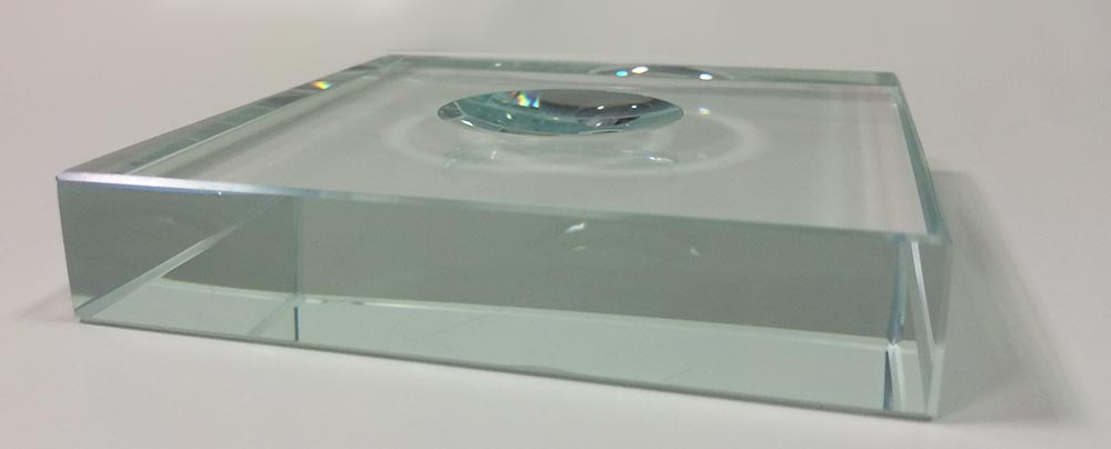 glass stand for spheres and halfspheres