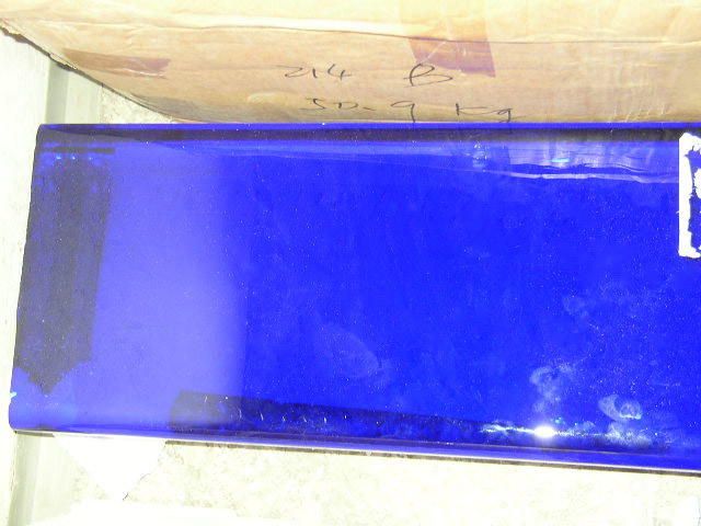 ultramarin glass slab